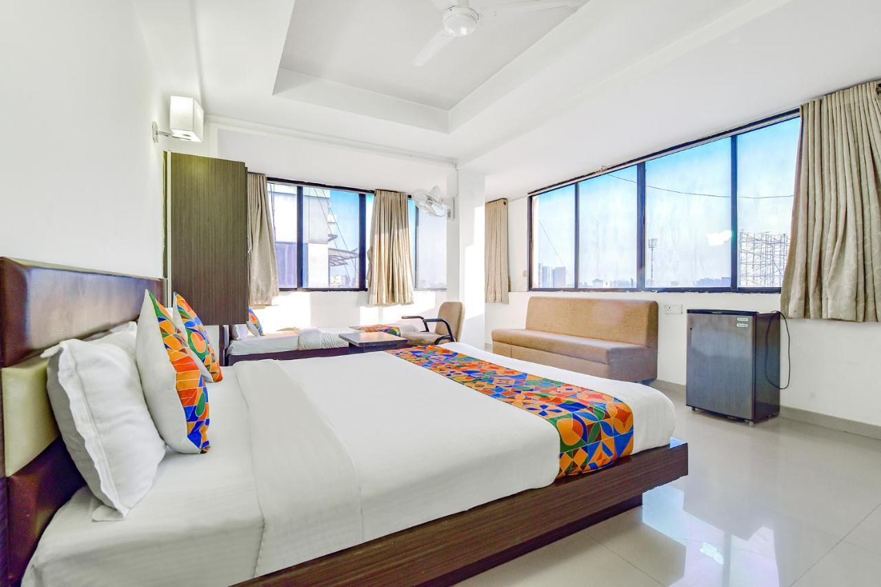 Fabhotel Skyland Ahmedabad Exterior photo